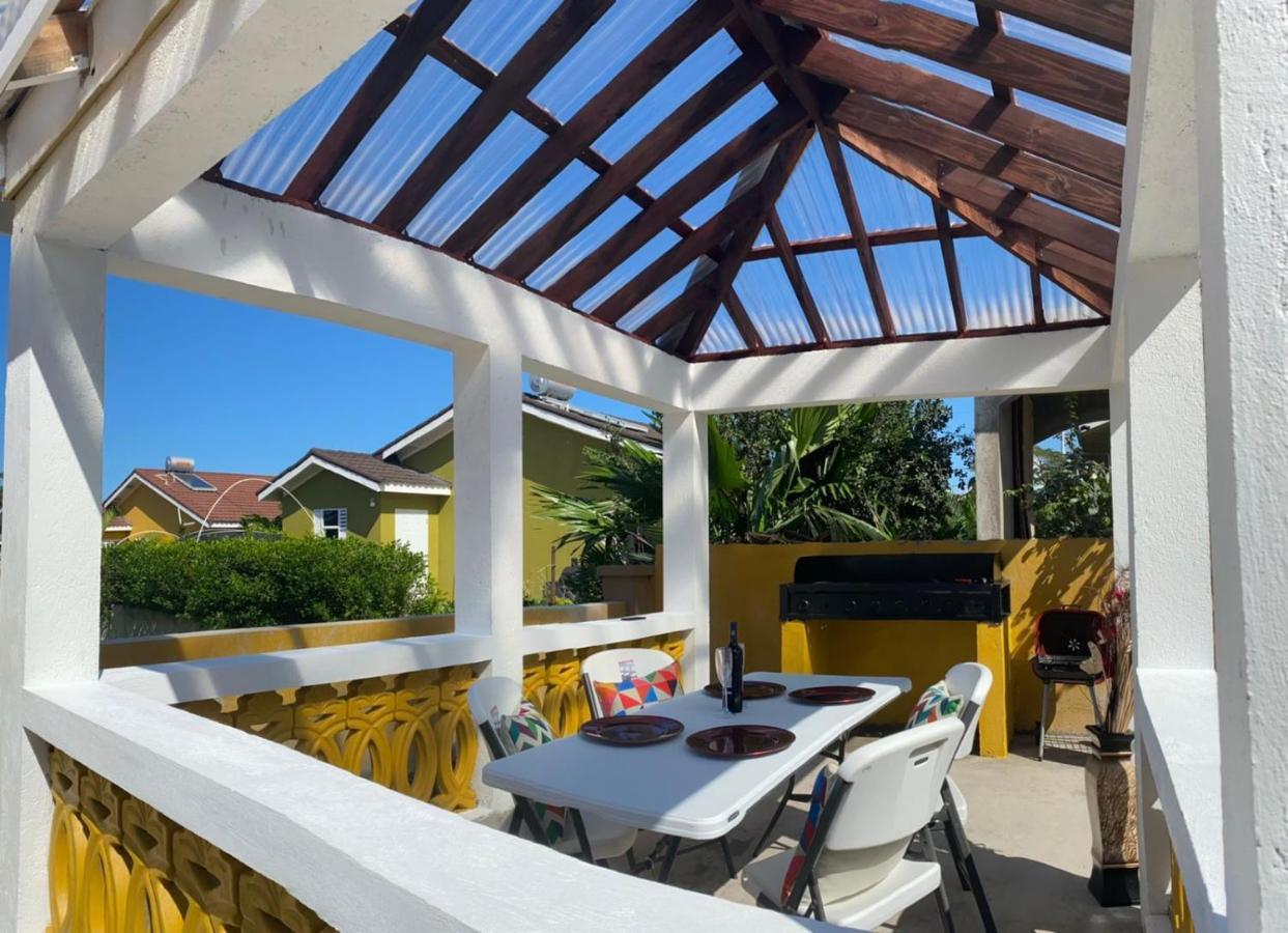 Paradise Villa Sleep 6 Private Pool Ocho Rios Exteriör bild