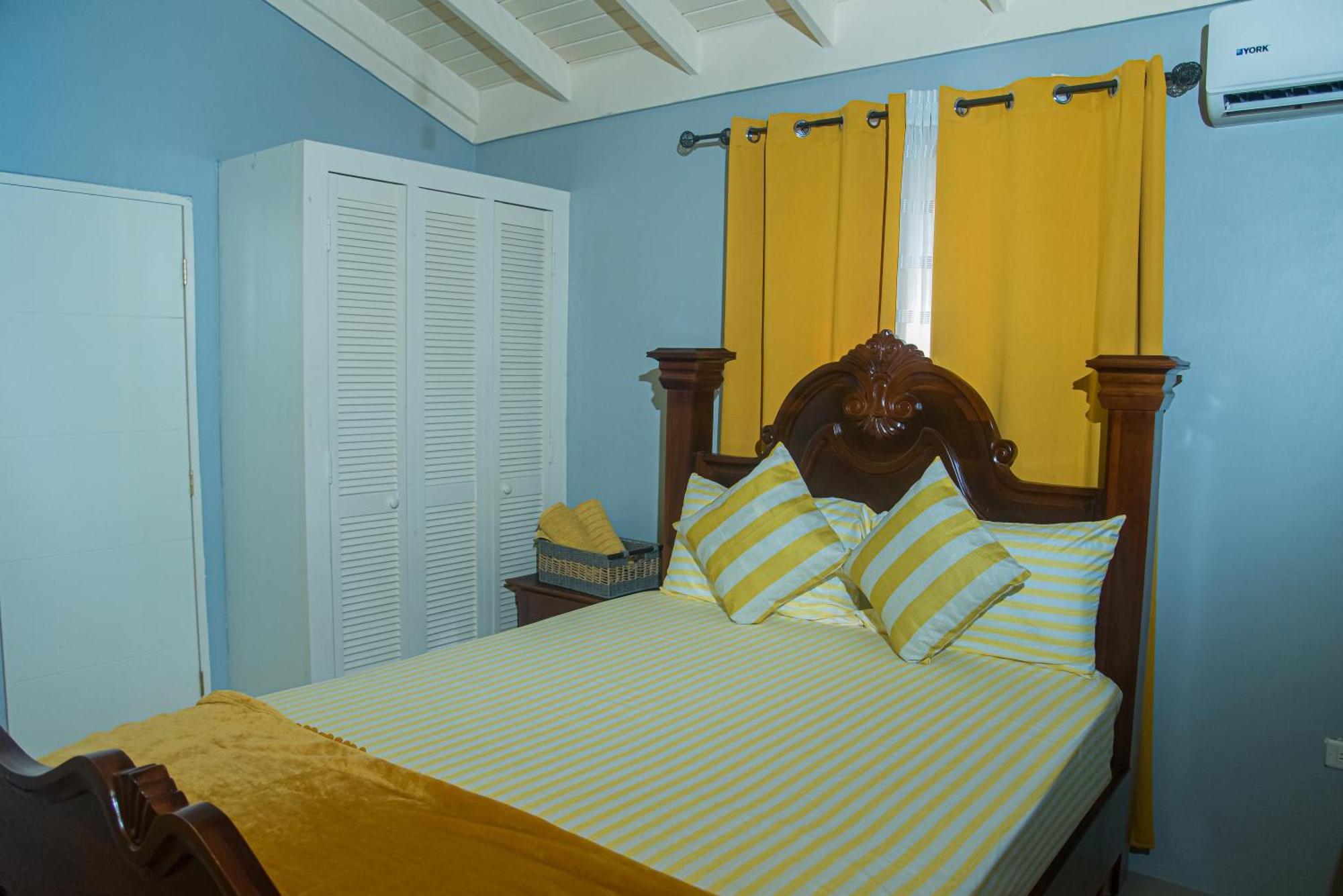 Paradise Villa Sleep 6 Private Pool Ocho Rios Exteriör bild